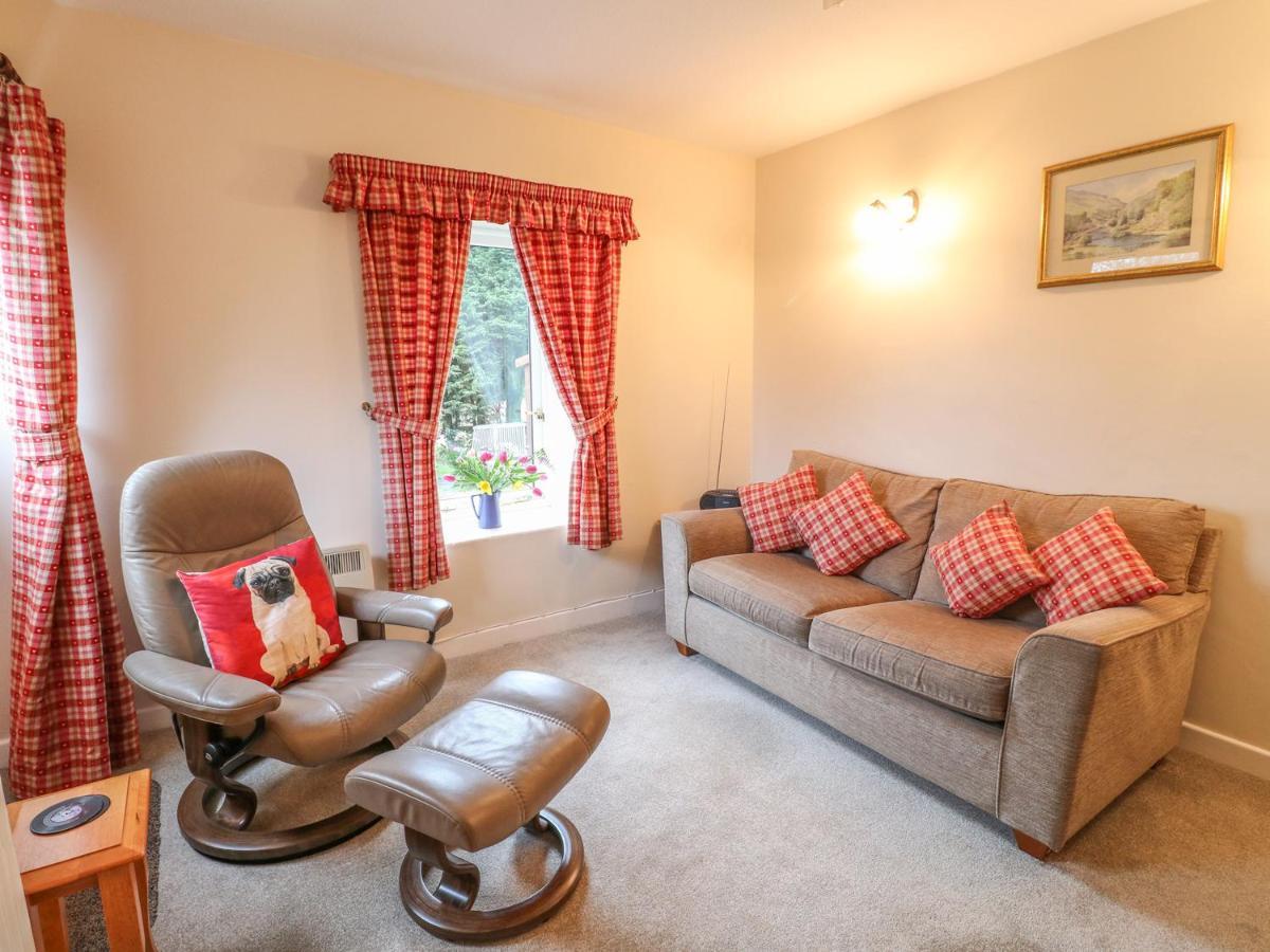 Barn Croft Cottage マトロック エクステリア 写真